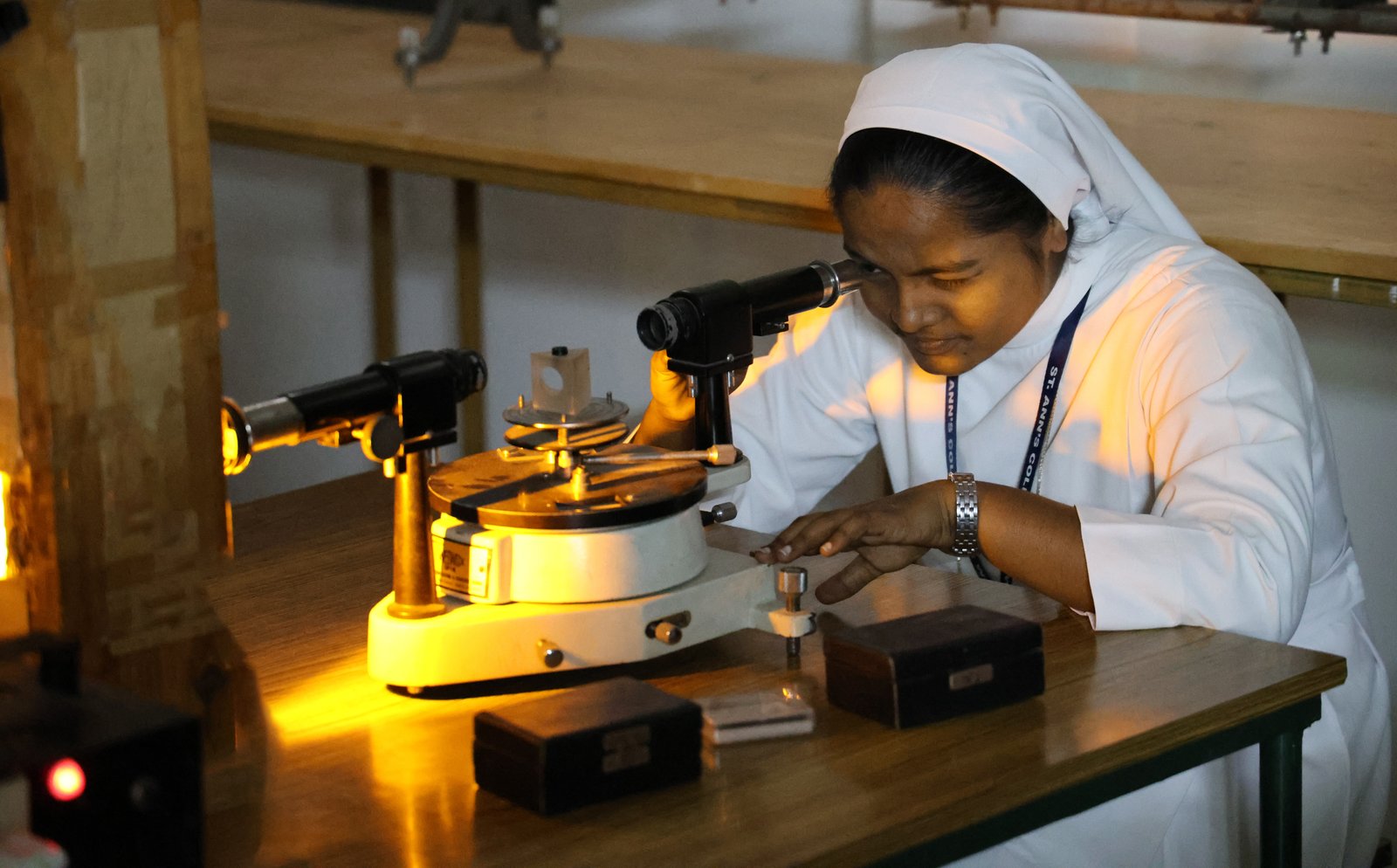 Scientific Laboratories & Research Units view 27